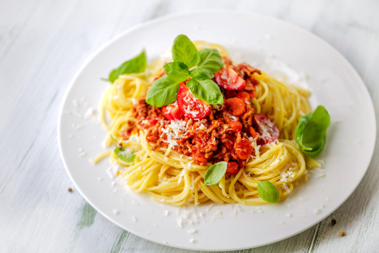 Spaghetti z mięsem z indyka