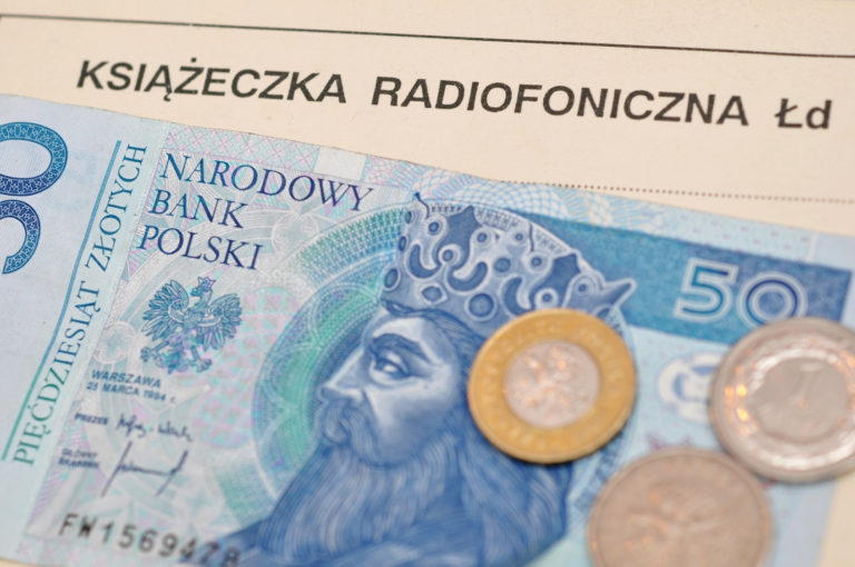 Czy emeryci muszą płacić abonament RTV?