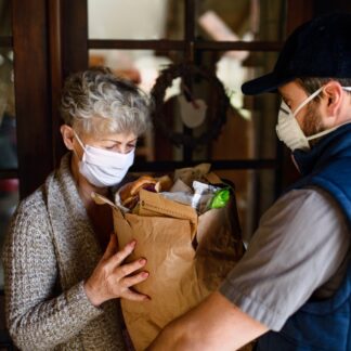 jak zamówić kuriera do domu