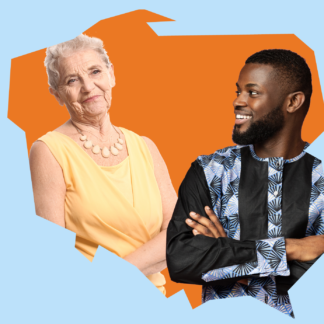 Seniorzy prowadzą językowe konwersacje