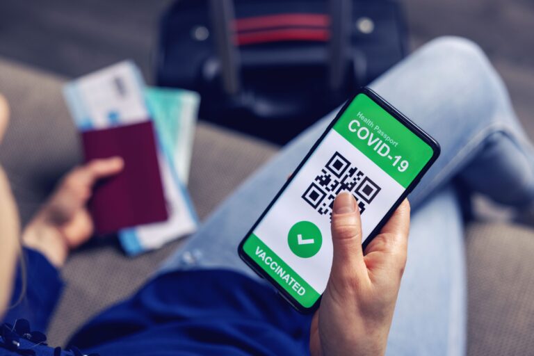 Certyfikat i Loteria, czyli co jeszcze można zyskać po zaszczepieniu na COVID-19?