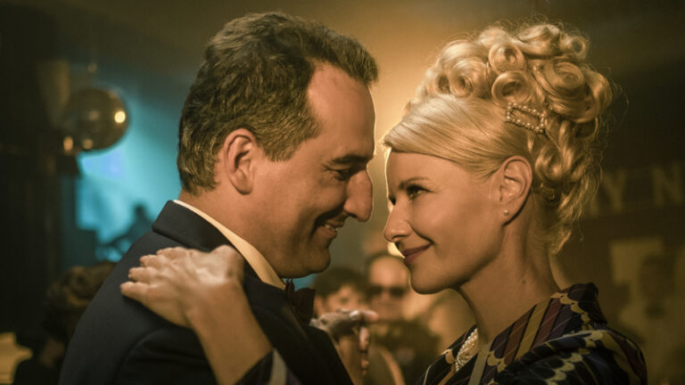 Film „Gierek” w kinach – czy warto się wybrać?