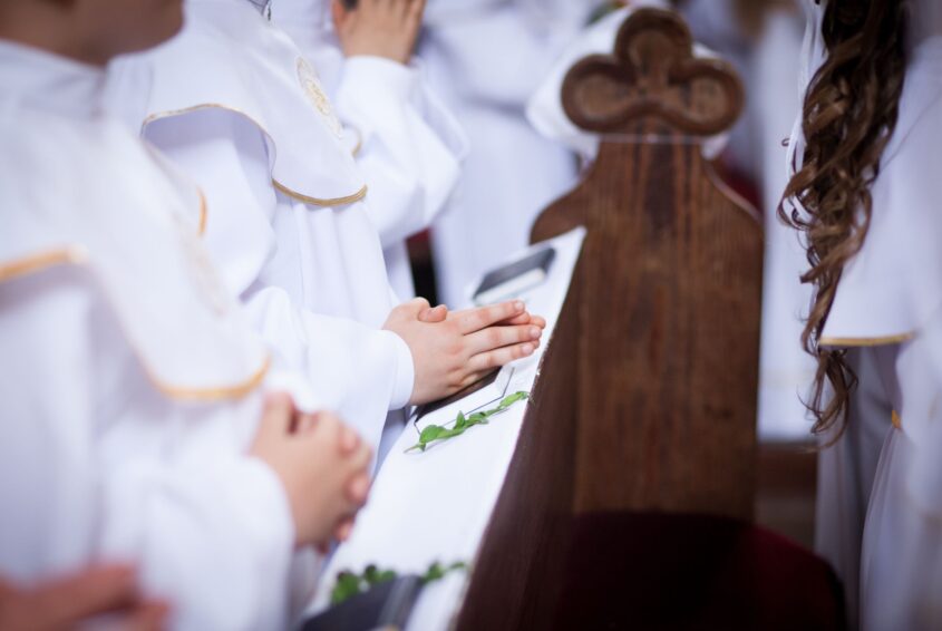 Prezent_dla_wnuka_komunia Jaki prezent dla wnuków na I komunię świętą?