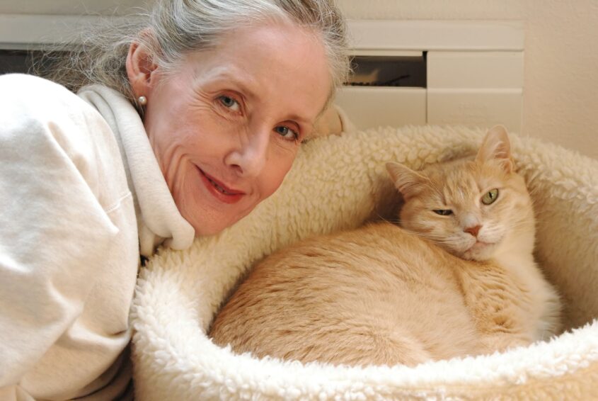 Hobby_zwierze Hobby emeryta — jakie zwierzę dla seniora?