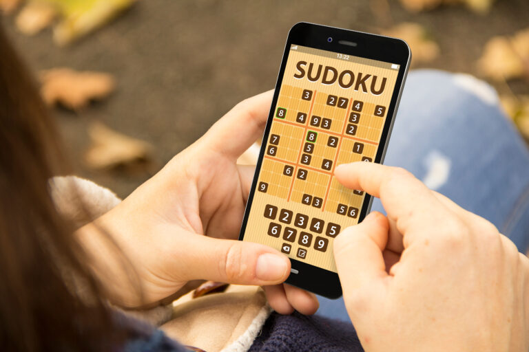 Czy aplikacje na telefon do treningu mózgu faktycznie coś dają?