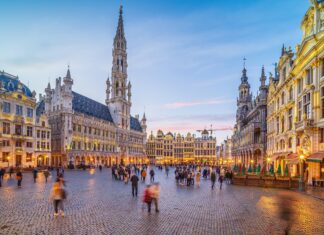 Bruksela - Wielki Plac Zwiedzamy europejskie stolice